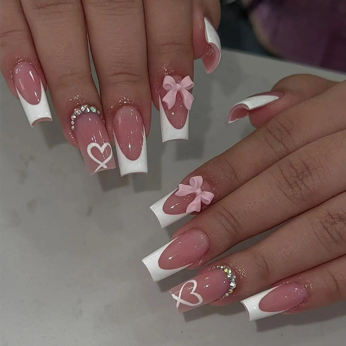 Short Almond Black & White Bow Pearl Press-On Nails