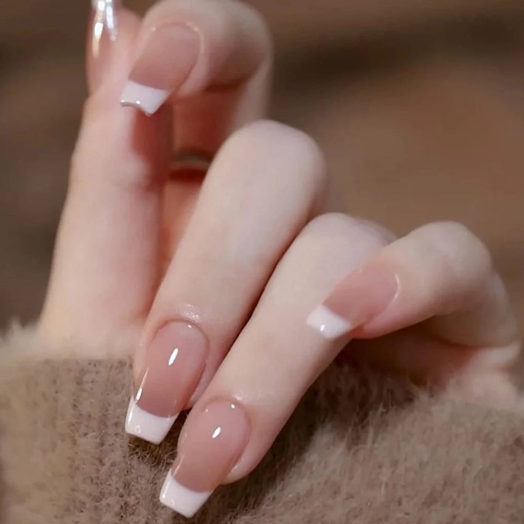 Short Almond Black & White Bow Pearl Press-On Nails