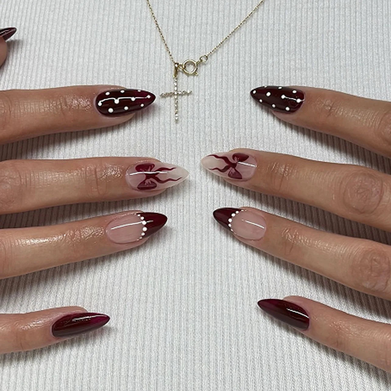 24 pc  Star French Almond Press-On Nails