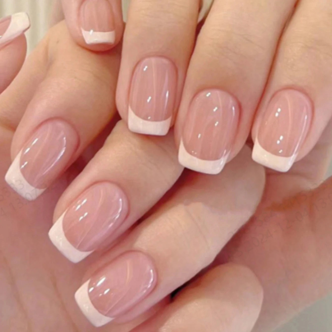 Short Almond Black & White Bow Pearl Press-On Nails