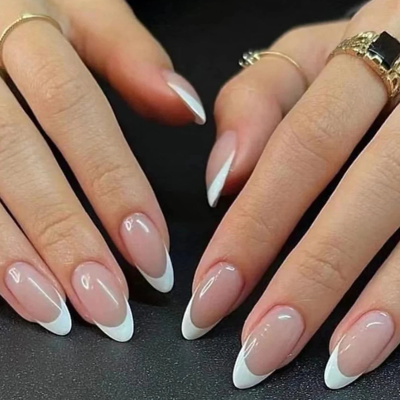 Short Almond Black & White Bow Pearl Press-On Nails